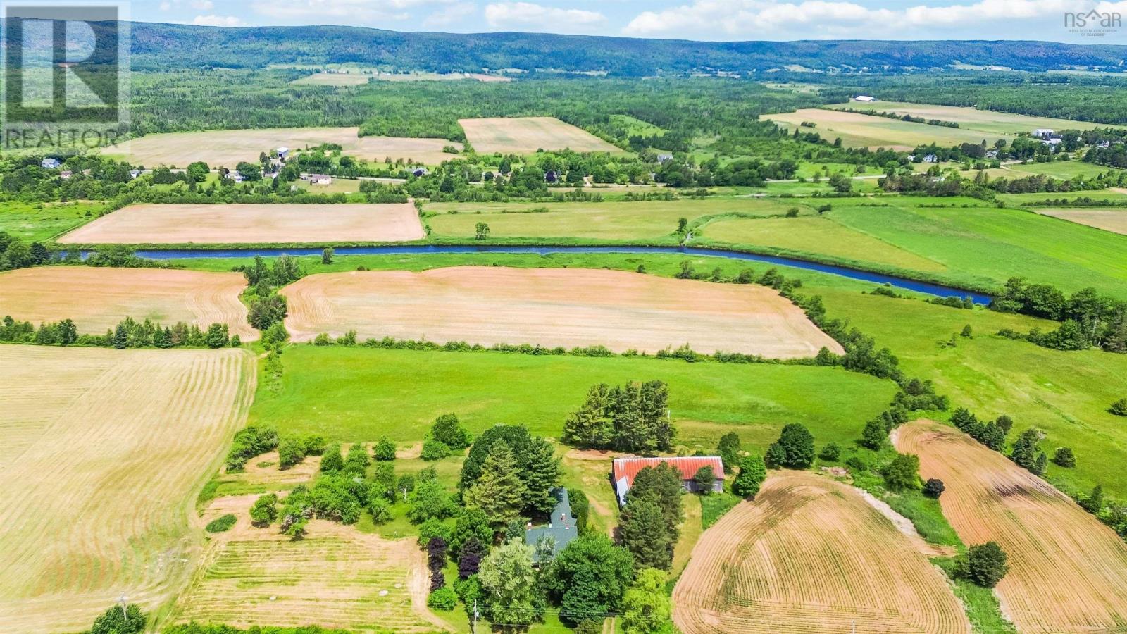 For sale 5019 Highway 201, West Paradise, Nova Scotia B0S1C0