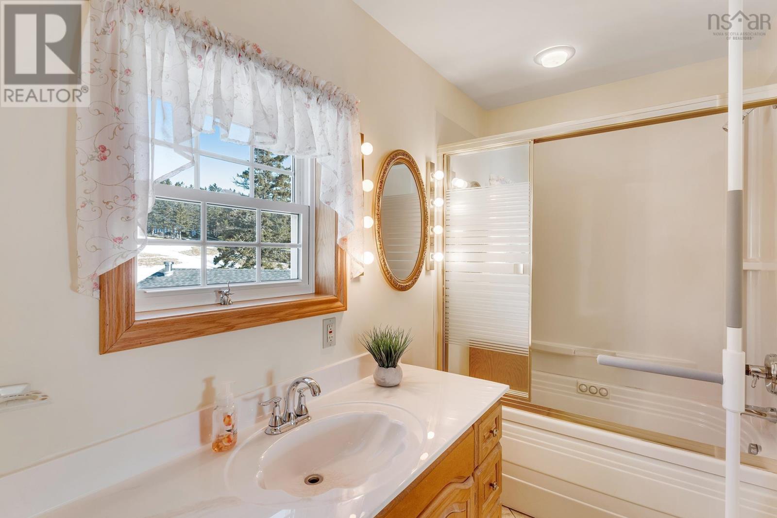 For sale 4338 332 Highway, East Lahave, Nova Scotia B4V0V8 202402810