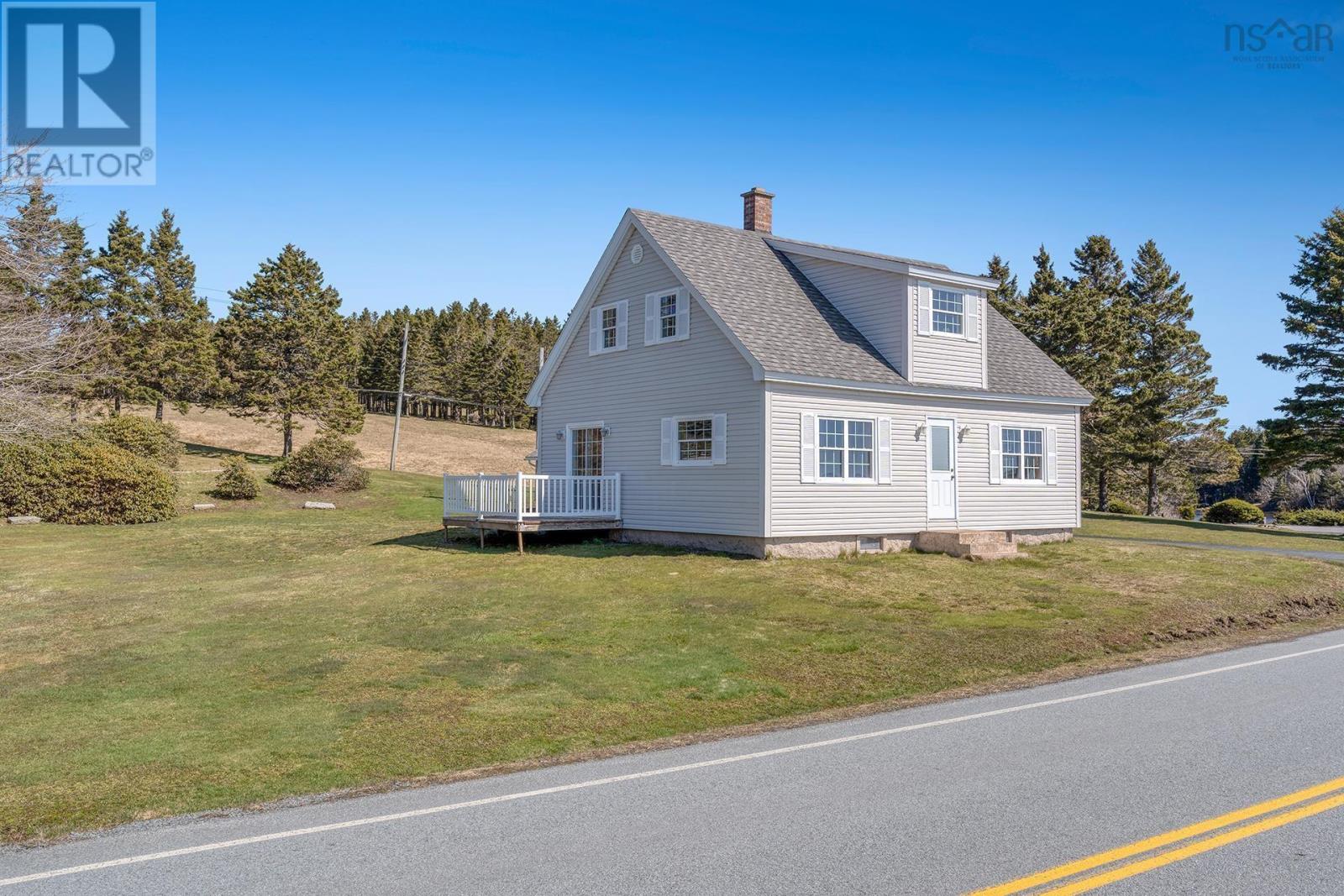 For sale 4338 332 Highway, East Lahave, Nova Scotia B4V0V8 202402810
