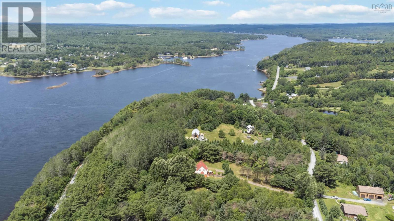 For sale 105 Wilkie's Cove Road, Middle Lahave, Nova Scotia B4V2Z2