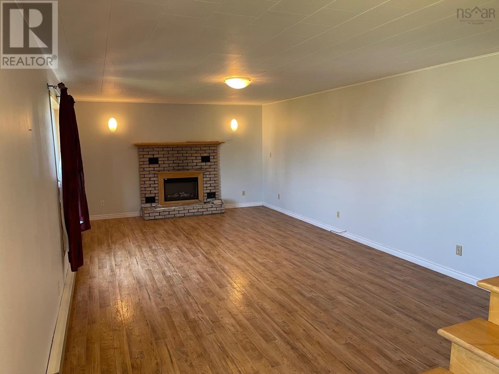 For sale 436 Highway 3, Lower East Pubnico, Nova Scotia B0W2A0