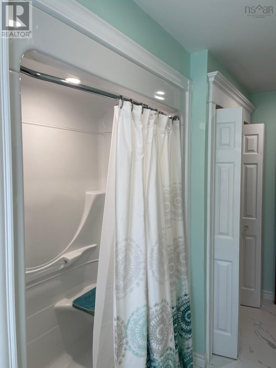 For sale 436 Highway 3, Lower East Pubnico, Nova Scotia B0W2A0