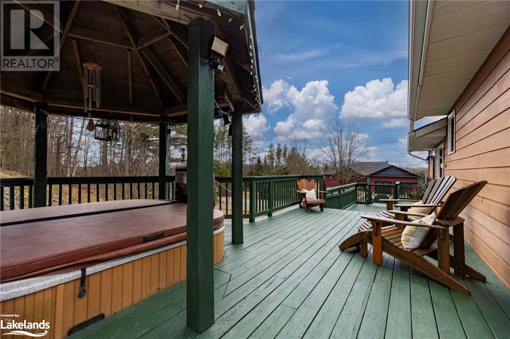 For sale 1751 CEDAR Lane, Bracebridge, Ontario P1L1W9 40563830