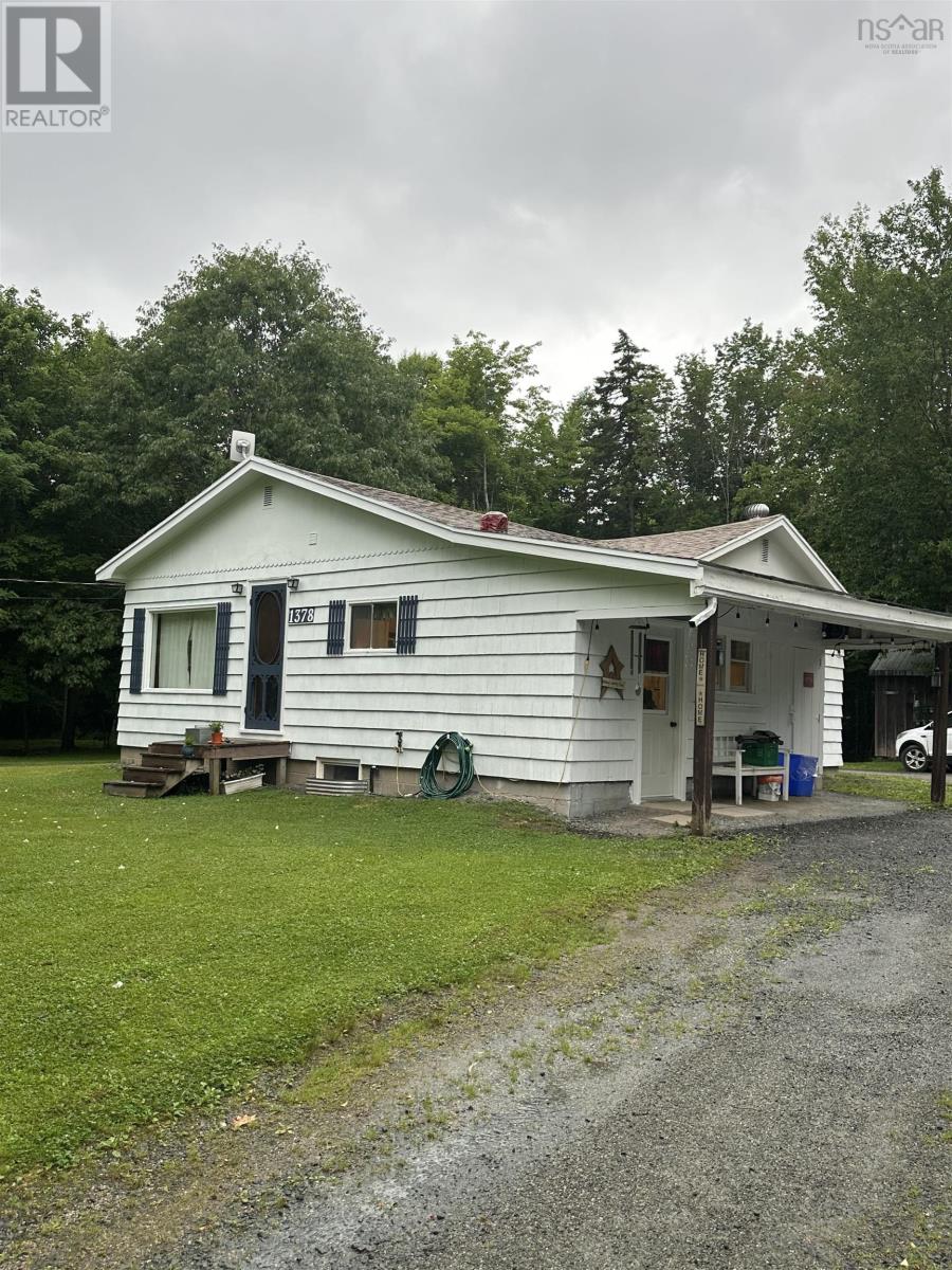 For sale 1378 Highway 14, Upper Vaughan, Nova Scotia B0N2T0