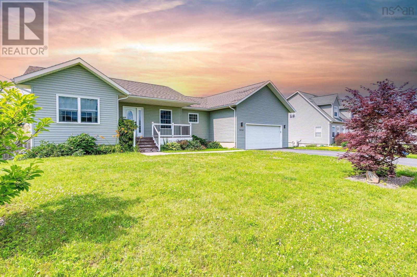 For sale 1016 Avonview Drive, Hants Border, Nova Scotia B0P1P0