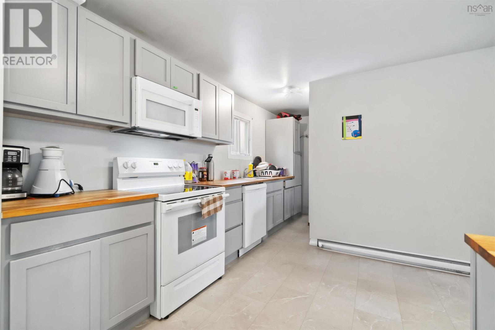 For sale 49 Central Avenue, Fairview, Nova Scotia B3N2H5 202403375