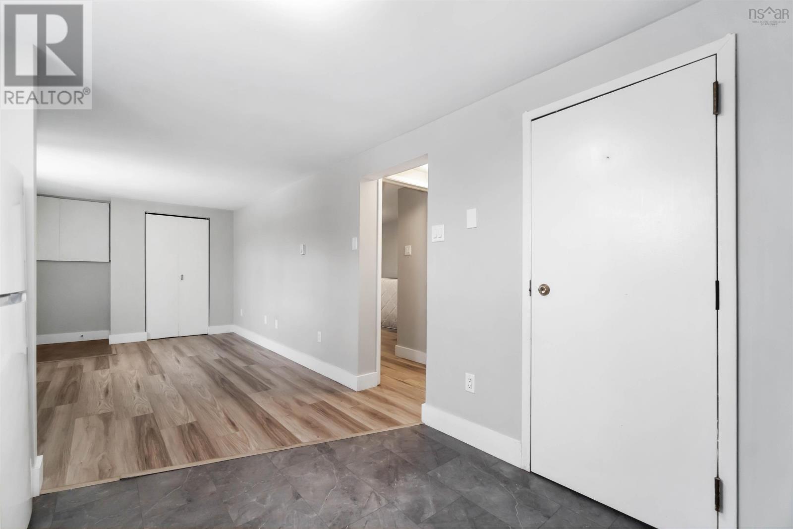 For sale 49 Central Avenue, Fairview, Nova Scotia B3N2H5 202403375