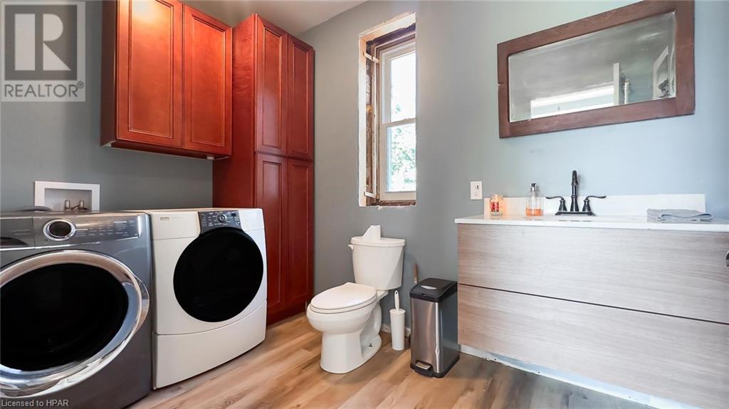 For sale 40282 LONDESBORO Road, Central Huron, Ontario N7A3Y1