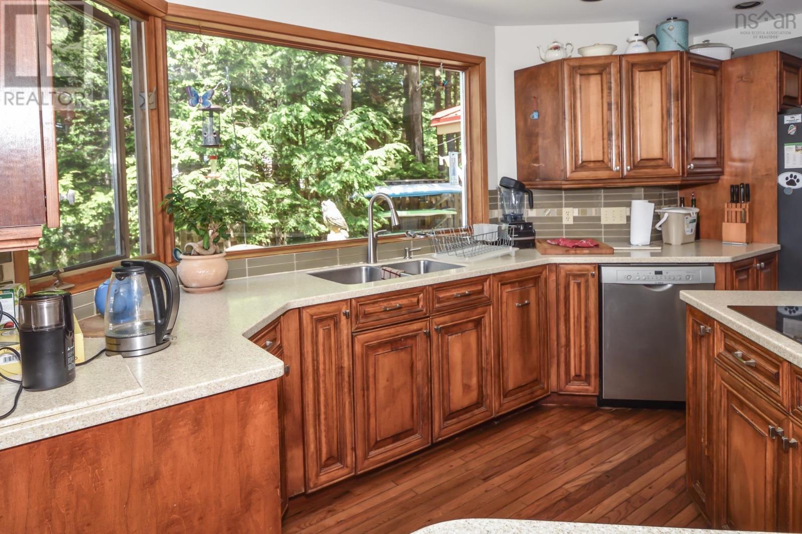 For sale 75 Lakeview Circle, Conquerall Mills, Nova Scotia B4V6A9 202414166 REALTOR.ca