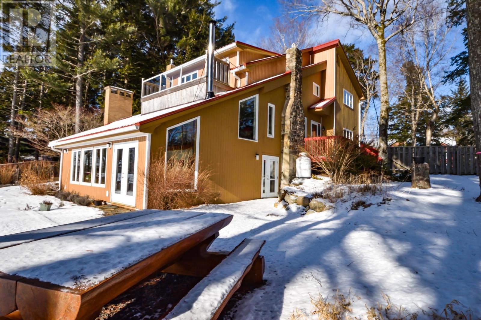 For sale 75 Lakeview Circle, Conquerall Mills, Nova Scotia B4V6A9