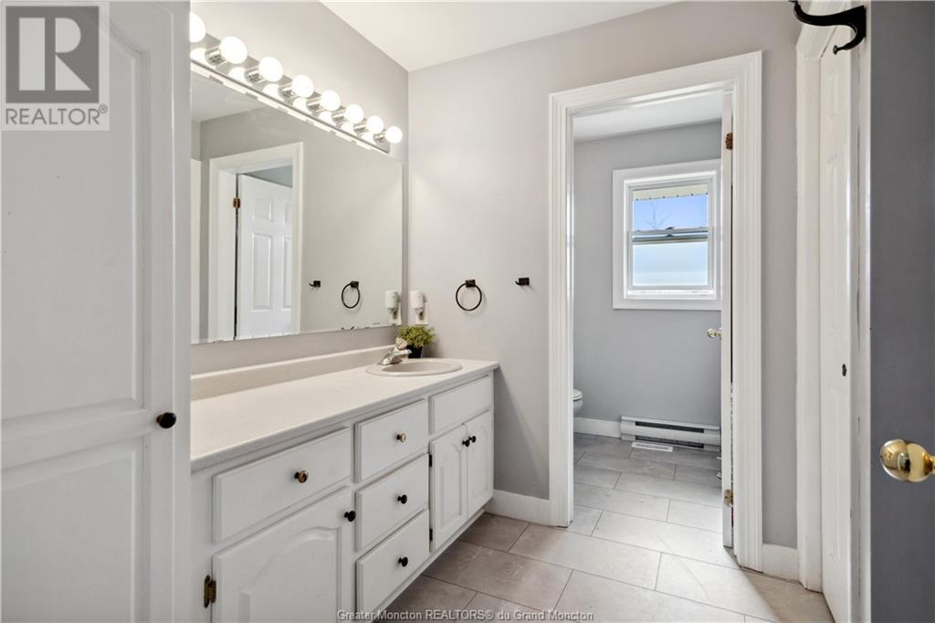 For sale 3 Pellerin RD, Shediac Bridge, New Brunswick E4R1P8 M161166