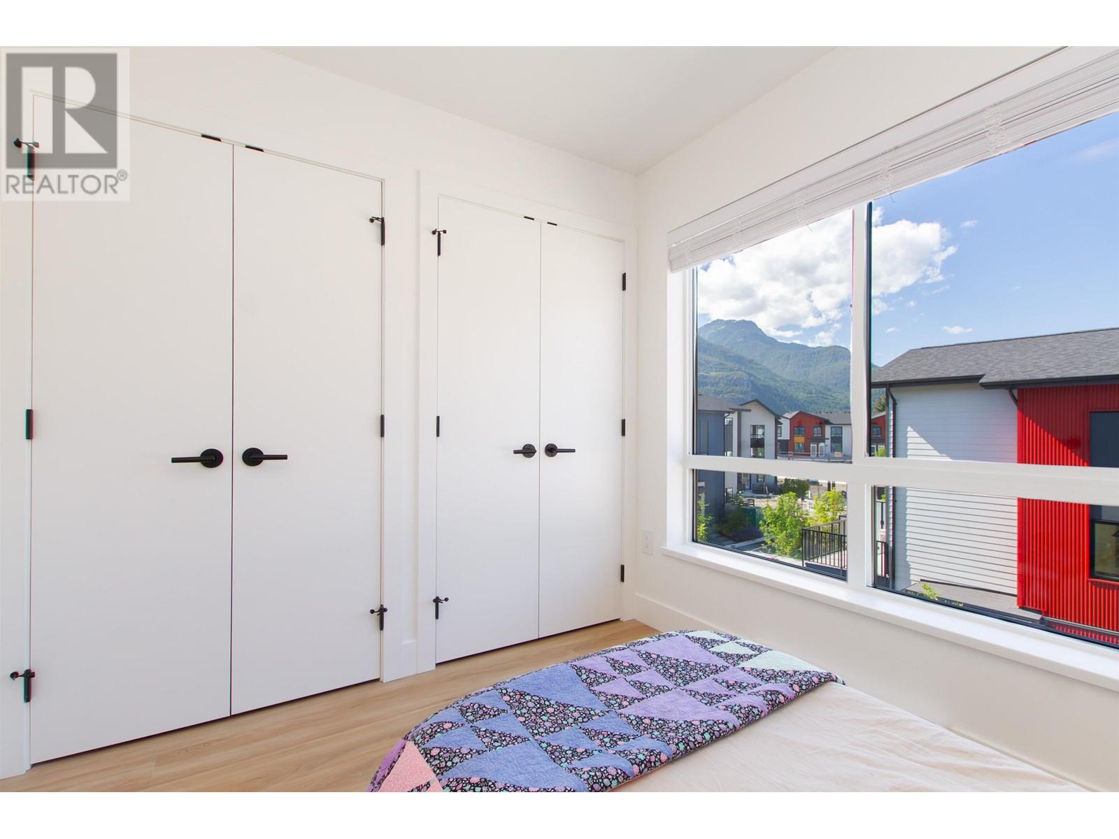 For sale 38066 KEEL WAY, Squamish, British Columbia V8B1A8 R2902735