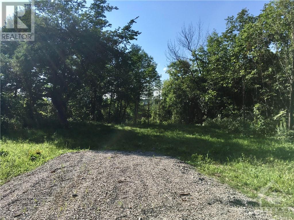 For sale LAKE STREET, Mallorytown, Ontario K0E1R0 1389617 REALTOR.ca