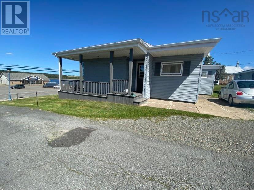 For sale 9 Cercle Bourgeois Road, Chéticamp, Nova Scotia B0E1H0