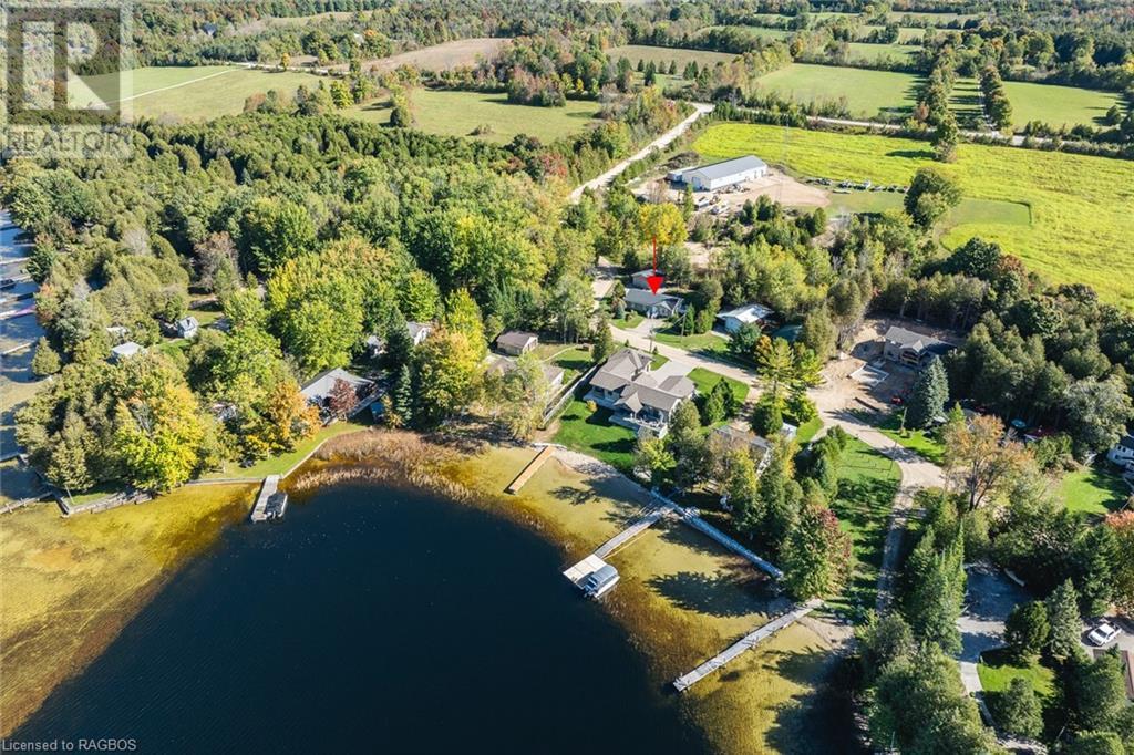 For sale 257 MCCULLOUGH LAKE Drive, Chatsworth (Twp), Ontario N0H2V0