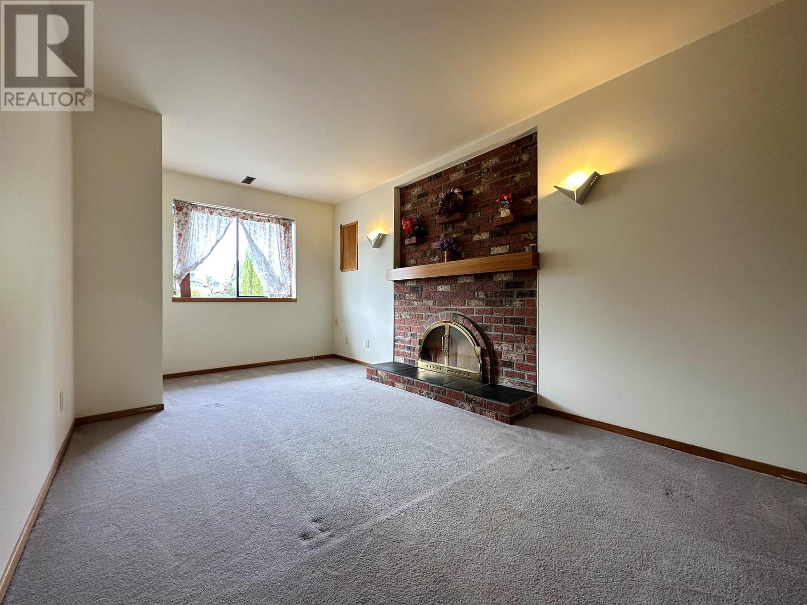 For sale 807 SMITH AVENUE, Coquitlam, British Columbia V3J2X3