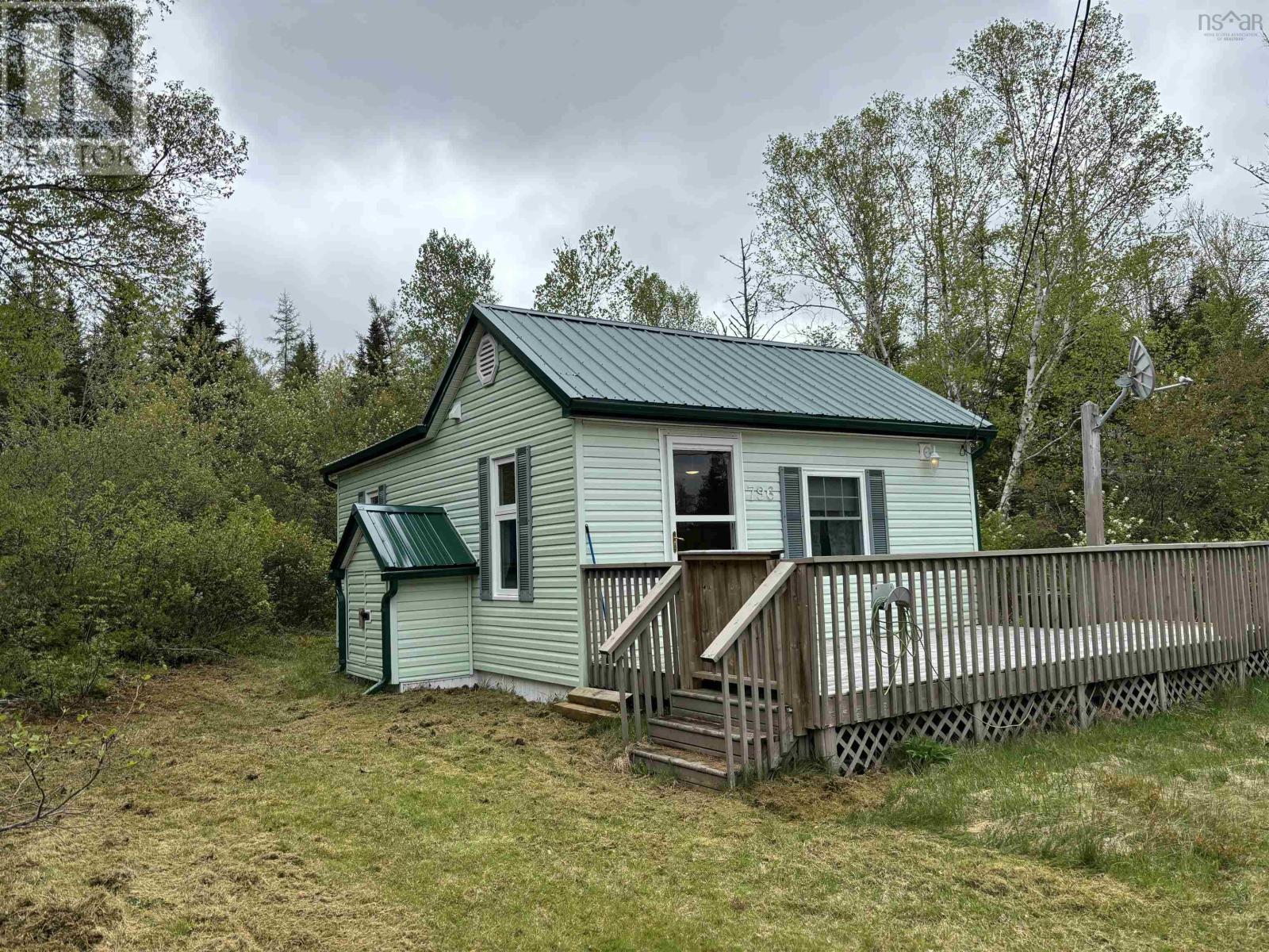 For sale: 796 Malay Falls Lochaber Mines Road, Lochaber Mines, Nova ...