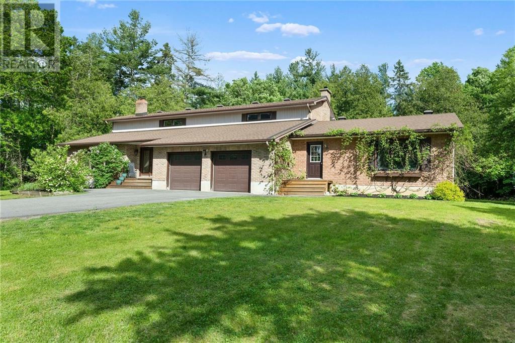 For sale 132 MANION ROAD, Carp, Ontario K0A1L0 1404433 REALTOR.ca