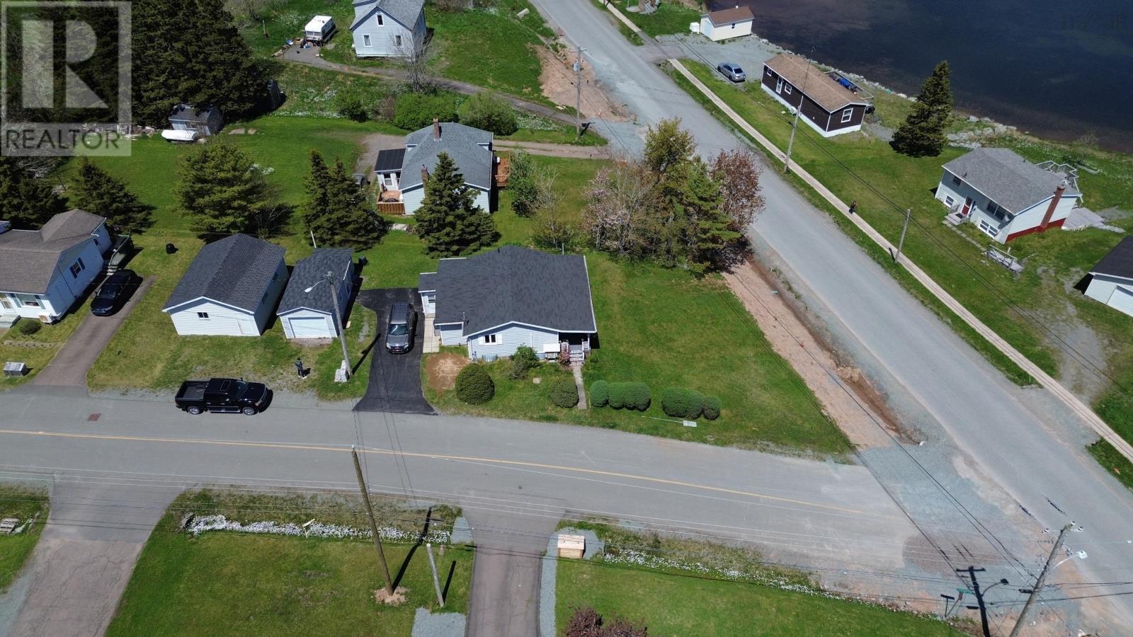 For sale 10 Lakeview Drive, St. Peter's, Nova Scotia B0E3B0