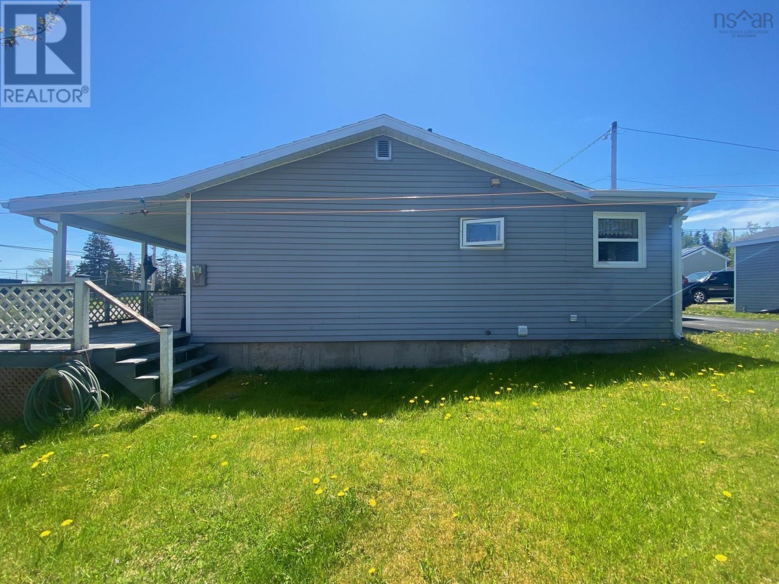 For sale 10 Lakeview Drive, St. Peter's, Nova Scotia B0E3B0