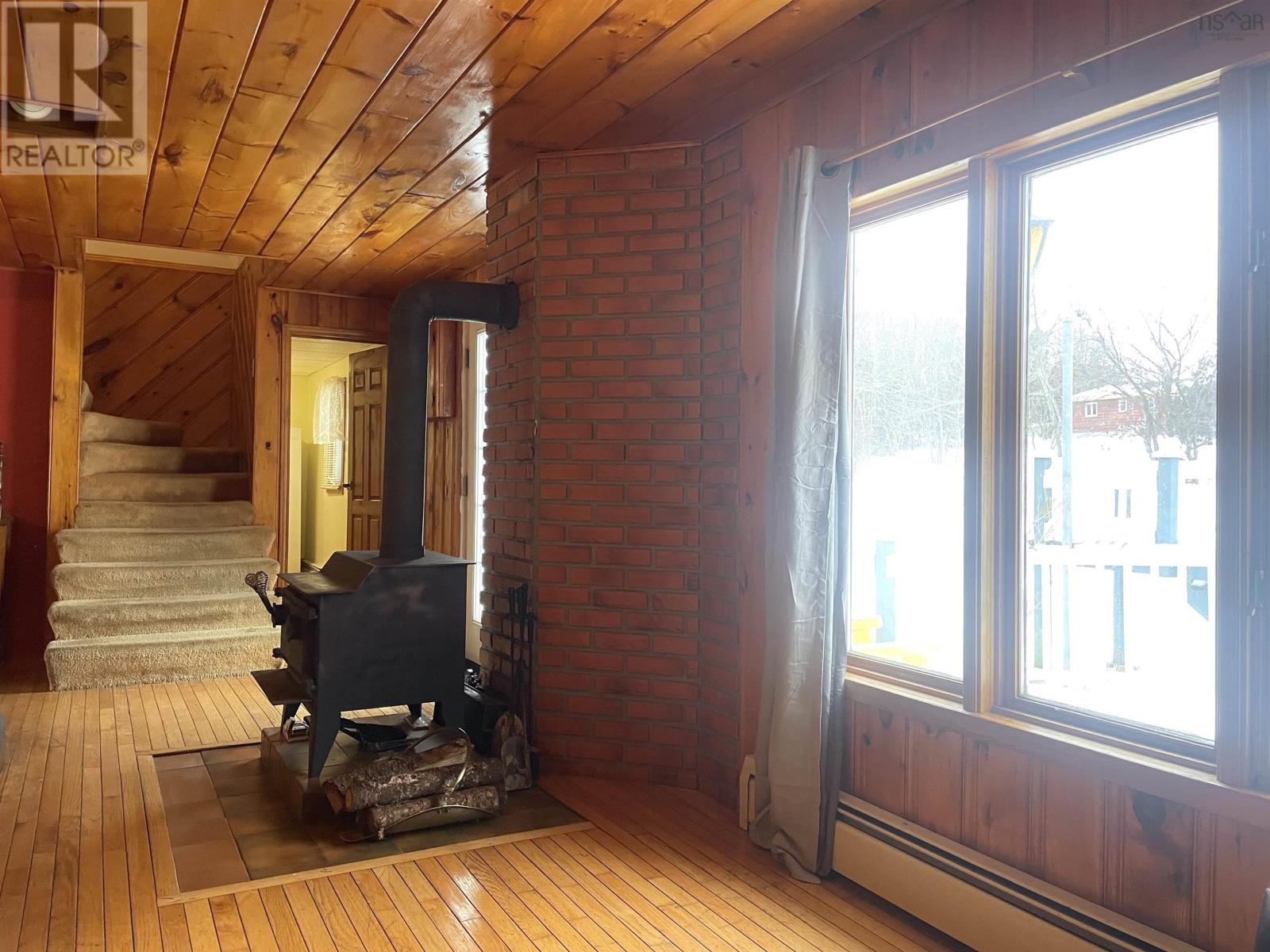 For sale 102 Oceanview Drive, Neils Harbour, Nova Scotia B0C1N0