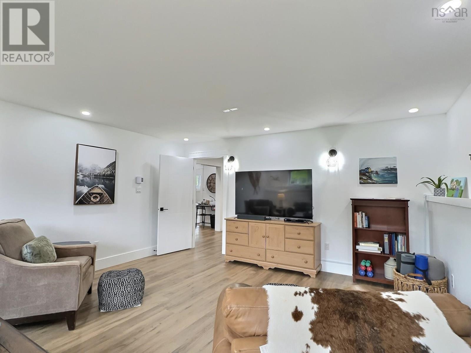 For sale 135 Orchard Beach Drive, Portapique, Nova Scotia B0M1B0