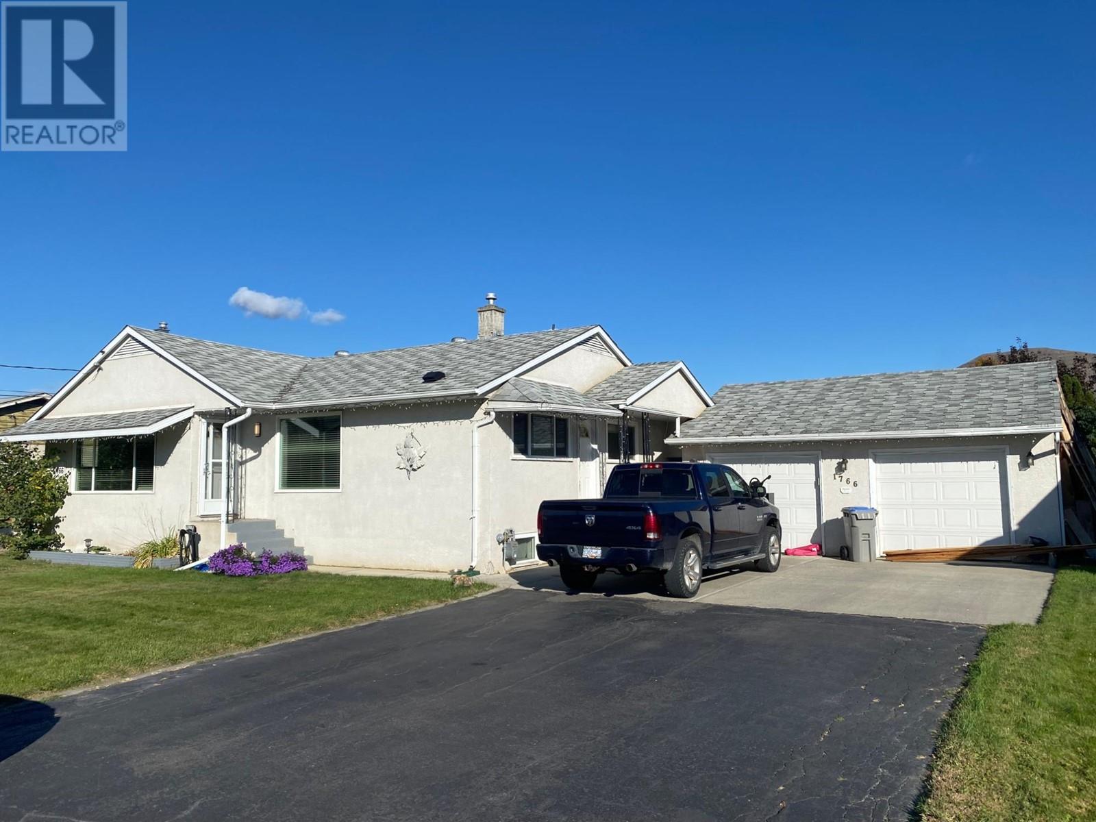 For sale 1766 SUNNYCREST AVE, Kamloops, British Columbia V2B4L8 180040 REALTOR.ca