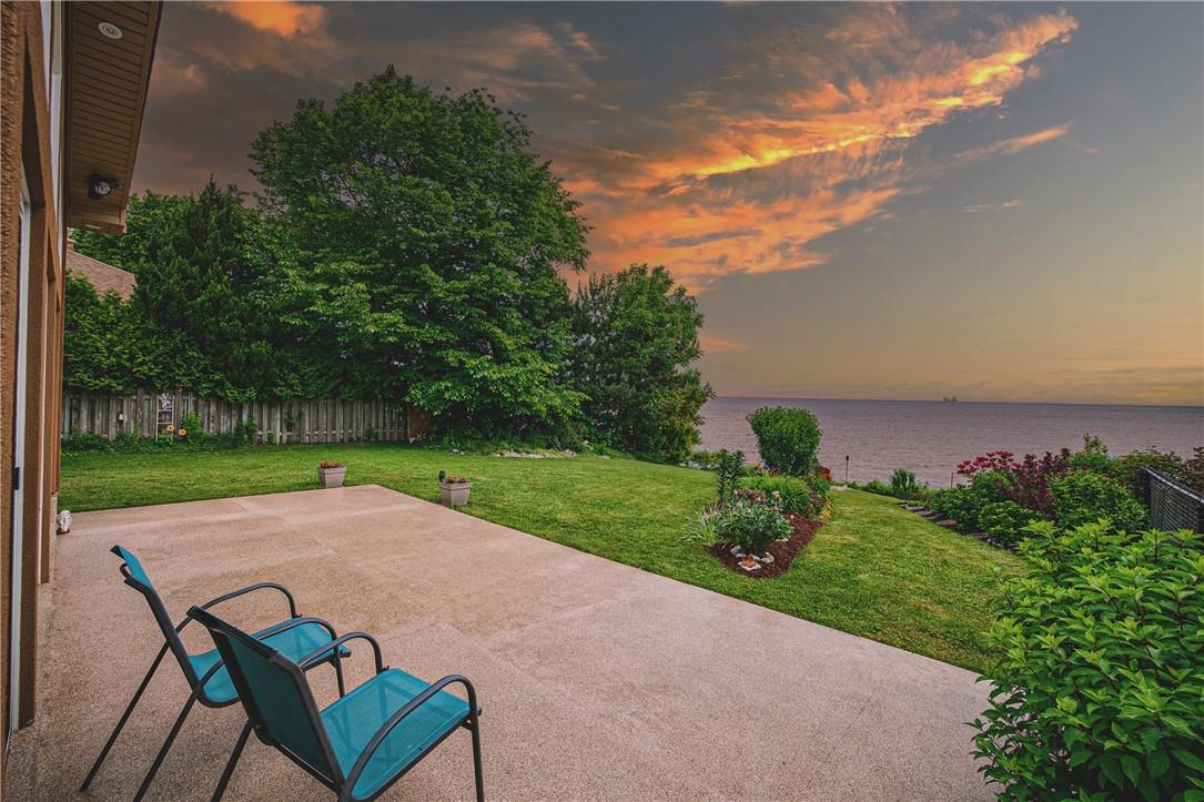 For sale 38 Lakeside Drive, Grimsby, Ontario L3M2L2 H4197015