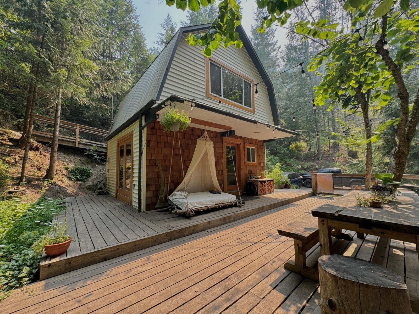 For sale 5396 HIGHWAY 6, Winlaw, British Columbia V0G2J0 2478716