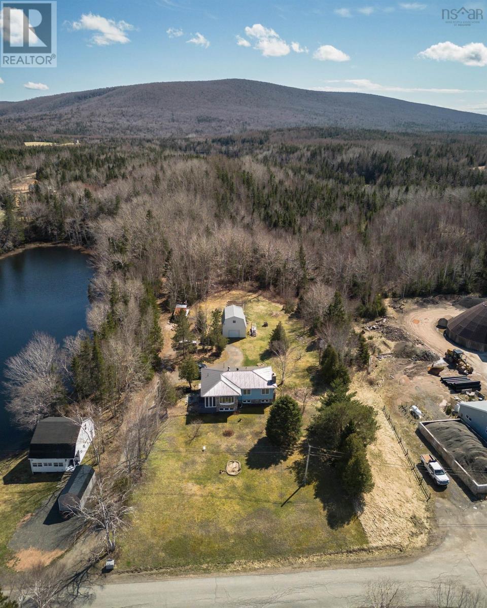 For sale 47 Mill Road Road, Margaree Forks, Nova Scotia B0E2A0