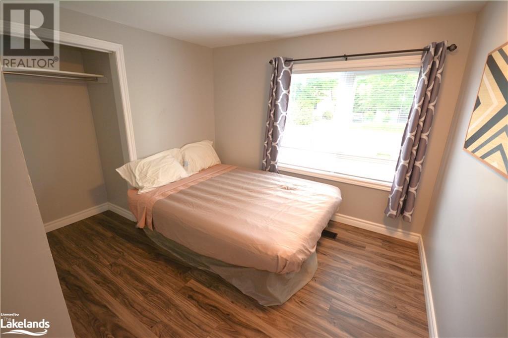 For sale 240 MUSKOKA BEACH Road, Gravenhurst, Ontario P1P1M6