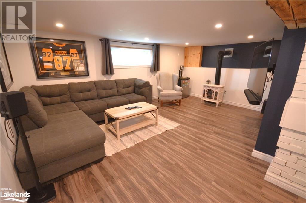 For sale 240 MUSKOKA BEACH Road, Gravenhurst, Ontario P1P1M6