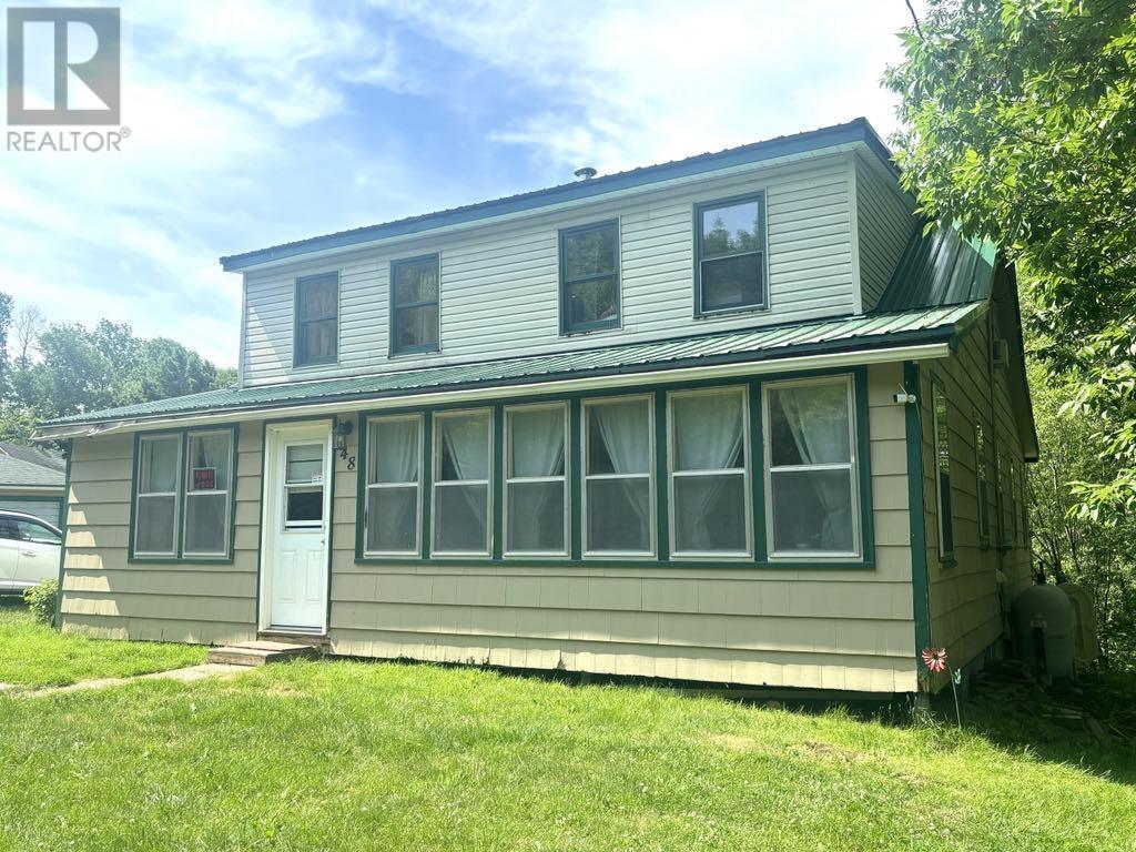 For sale 48 Pecks Hill Road, Bear River, Nova Scotia B0S1B0