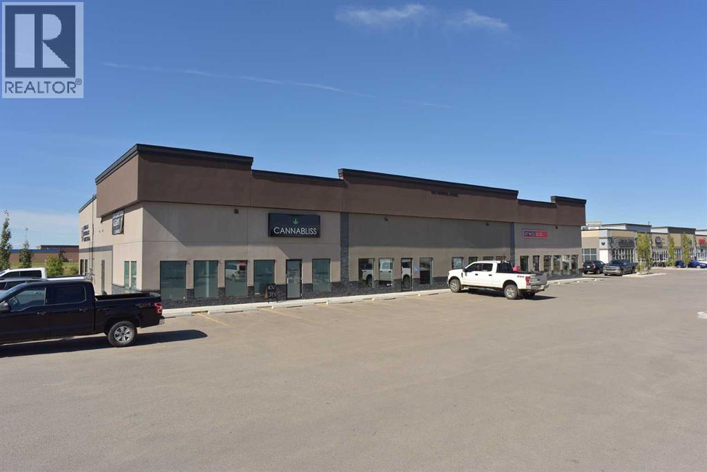 For sale 1370 Robinson Avenue, Penhold, Alberta T0M1R0 A2056524