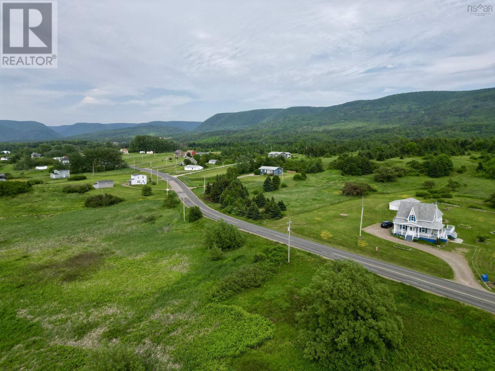 For sale 1038 Cheticamp Back Road, Chéticamp, Nova Scotia B0E1H0
