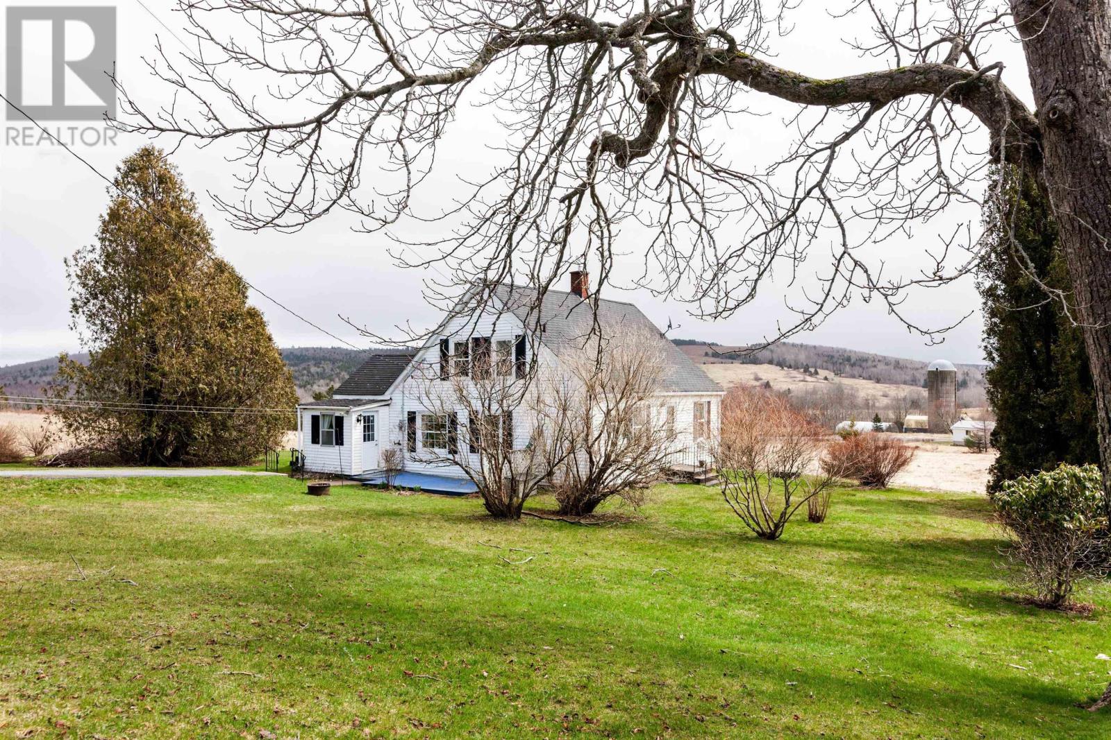 For sale 2847 Highway 202, East Gore, Nova Scotia B2S3C7 202407764