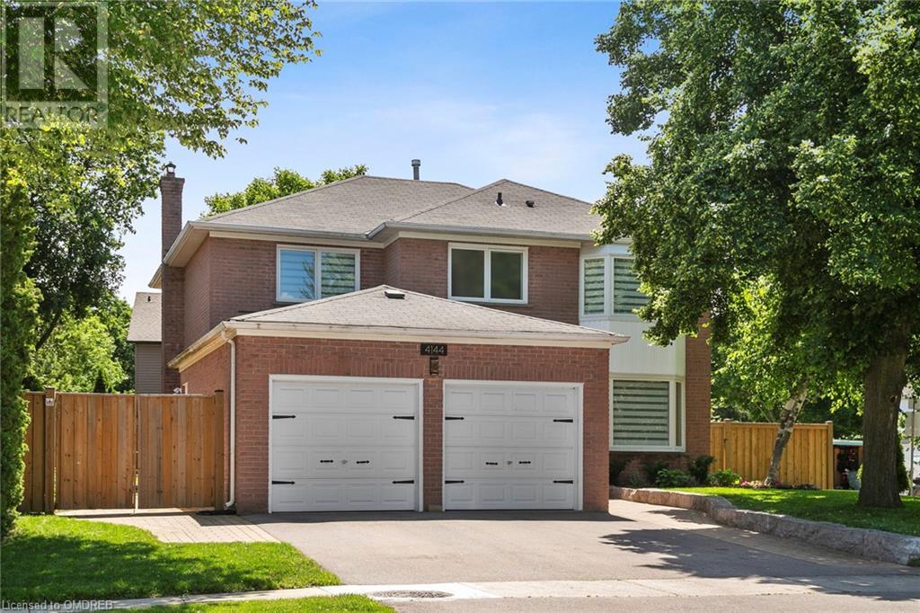 For sale 4144 MILLCROFT PARK Drive, Burlington, Ontario L7M3V1