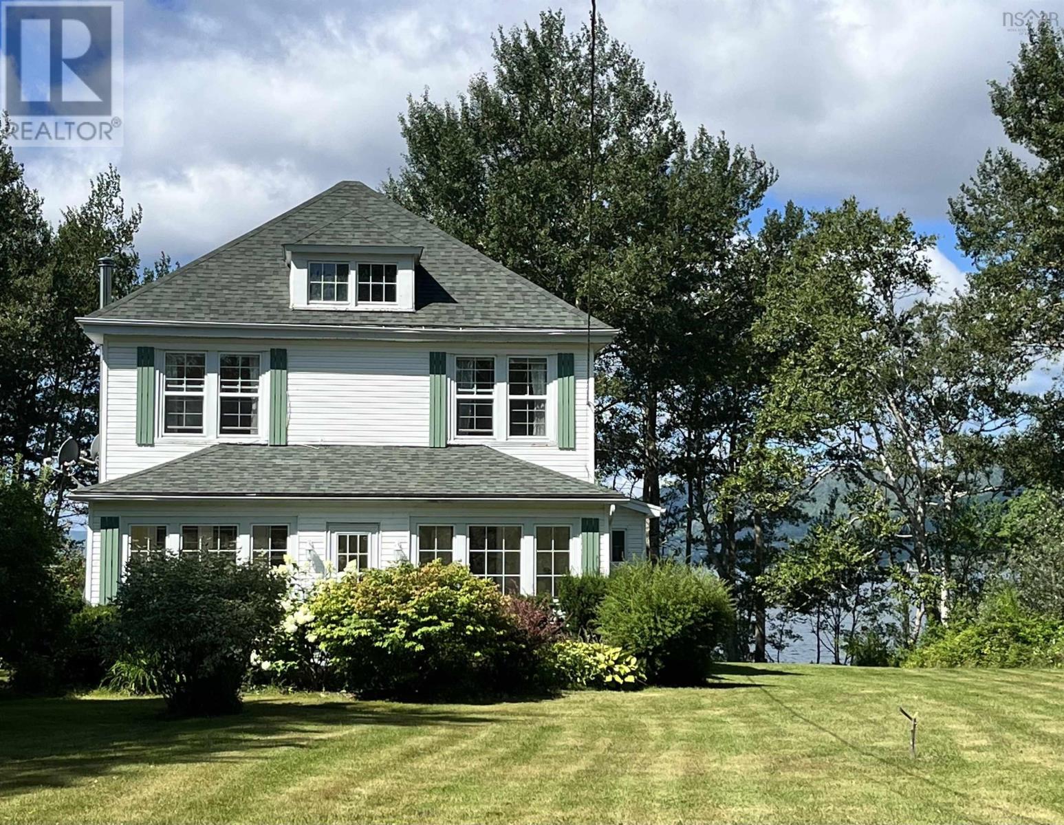 For sale 464 223 Highway, Little Narrows, Nova Scotia B0E1T0 202409622 REALTOR.ca