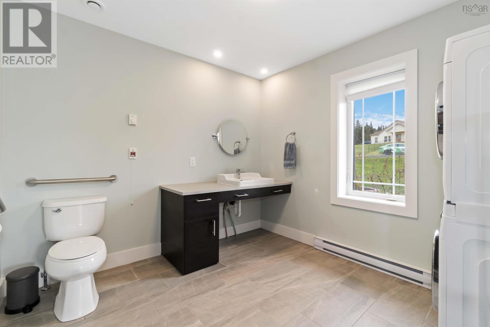 For sale 85 Oceanic Drive, East Lawrencetown, Nova Scotia B2Z1T6