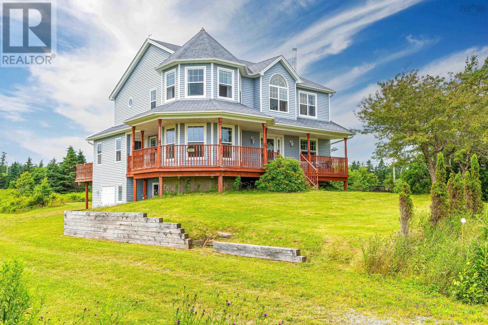 For sale: 28861 Highway 7, Moser River, Nova Scotia B0J2K0 - 202417798 ...