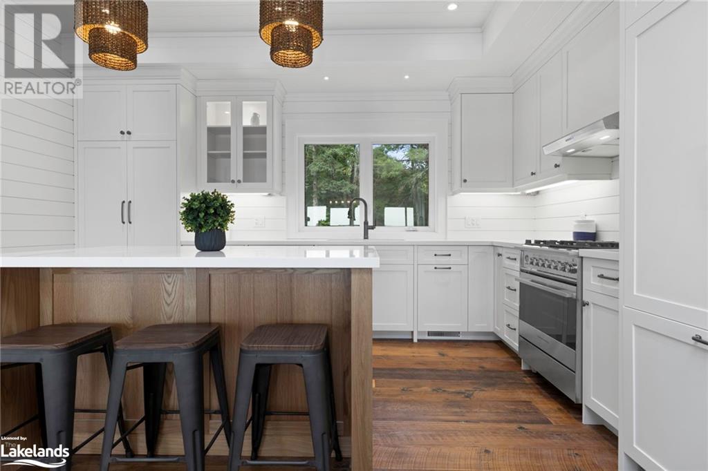 For sale 1018 MILFORD BAY Road, Milford Bay, Ontario P0B1E0 40552755