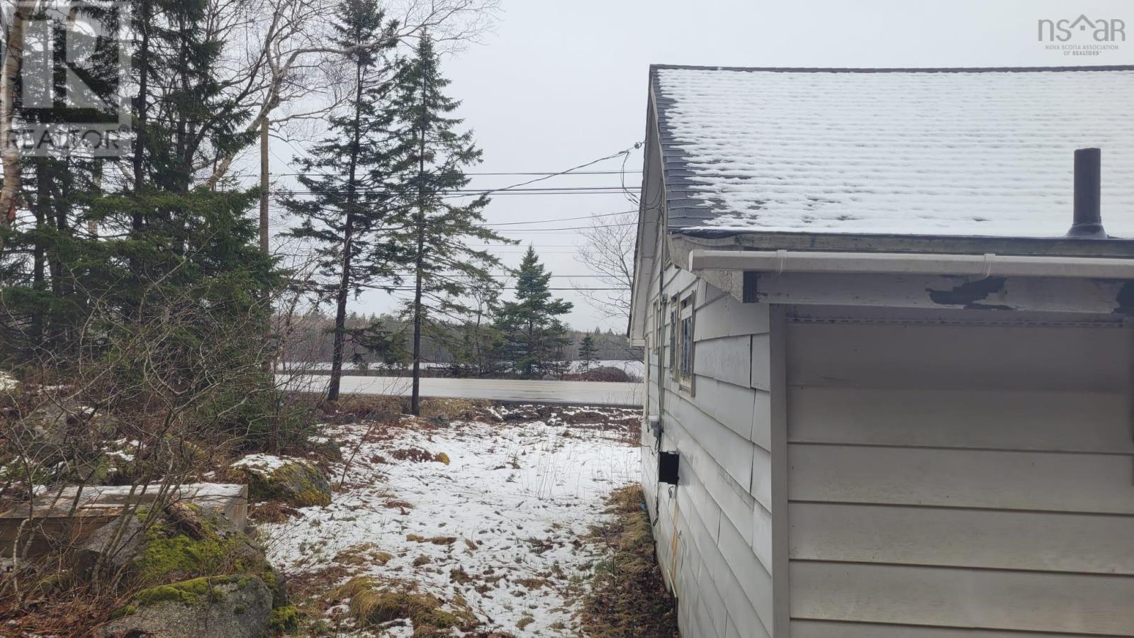 For sale 4444 St Margarets Bay Road, Lewis Lake, Nova Scotia B3Z1E1