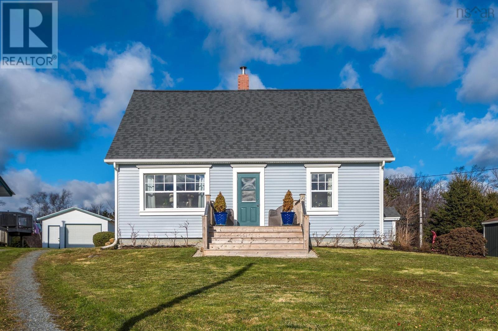 For sale 3382 Highway 332, Rose Bay, Nova Scotia B0J2X0 202416320