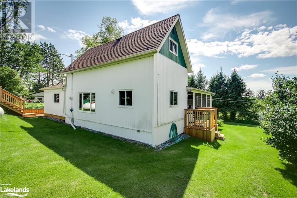 For sale 139 WILSON LAKE Crescent, Port Loring, Ontario P0H1Y0