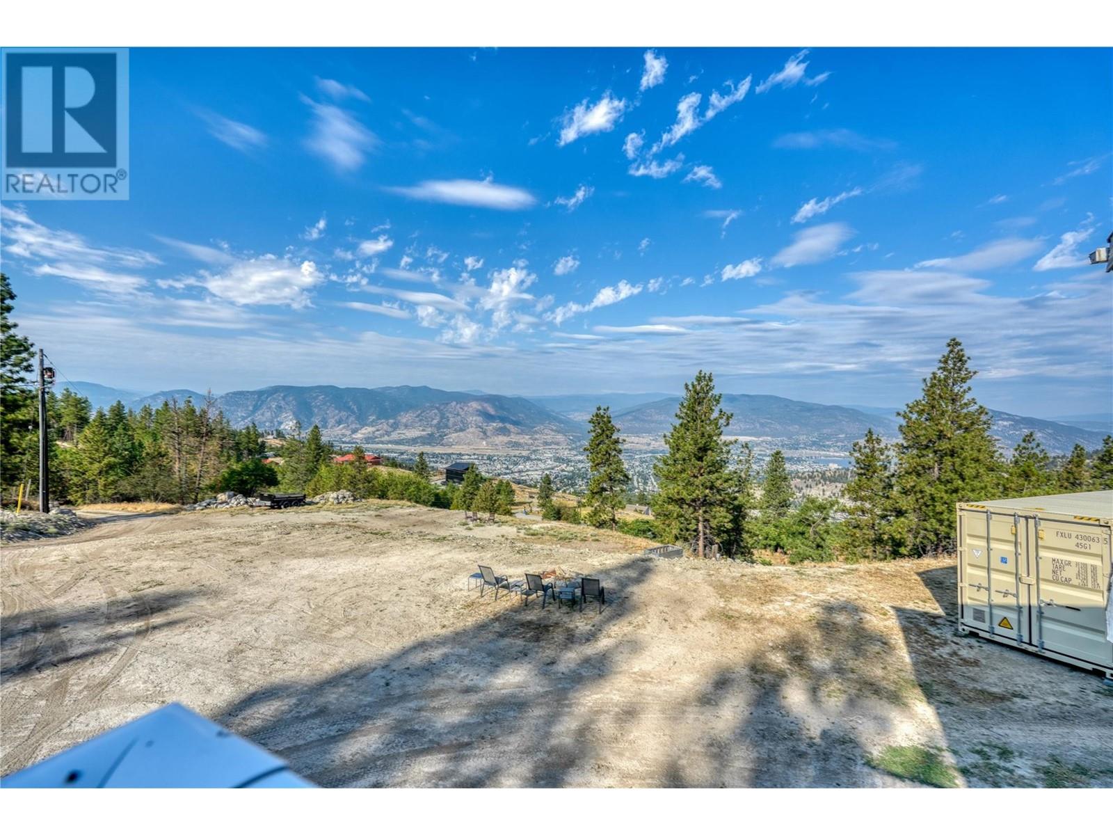 For sale: 2063 Carmi Road, Penticton, British Columbia V2A8V5 ...