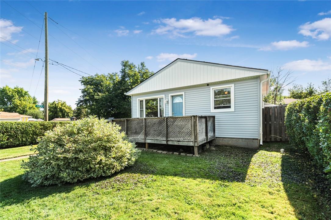 À vendre 37 POWERVIEW Avenue, St. Catharines, Ontario L2S1V5