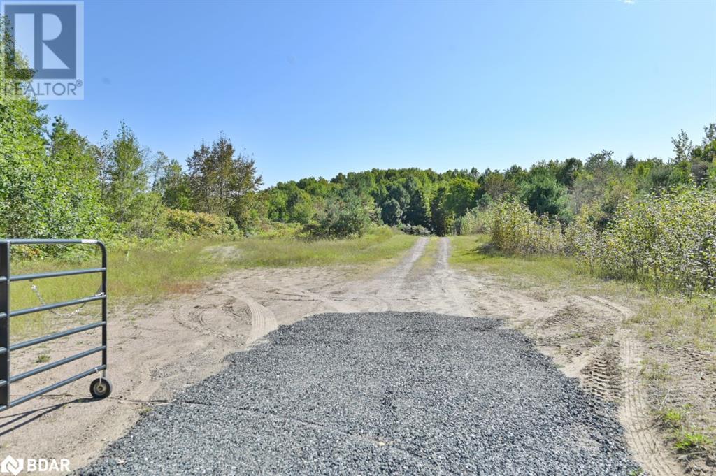 À vendre : 2839 ARDOCH Road Unit# A, Clarendon Station, Ontario K0H1J0 ...
