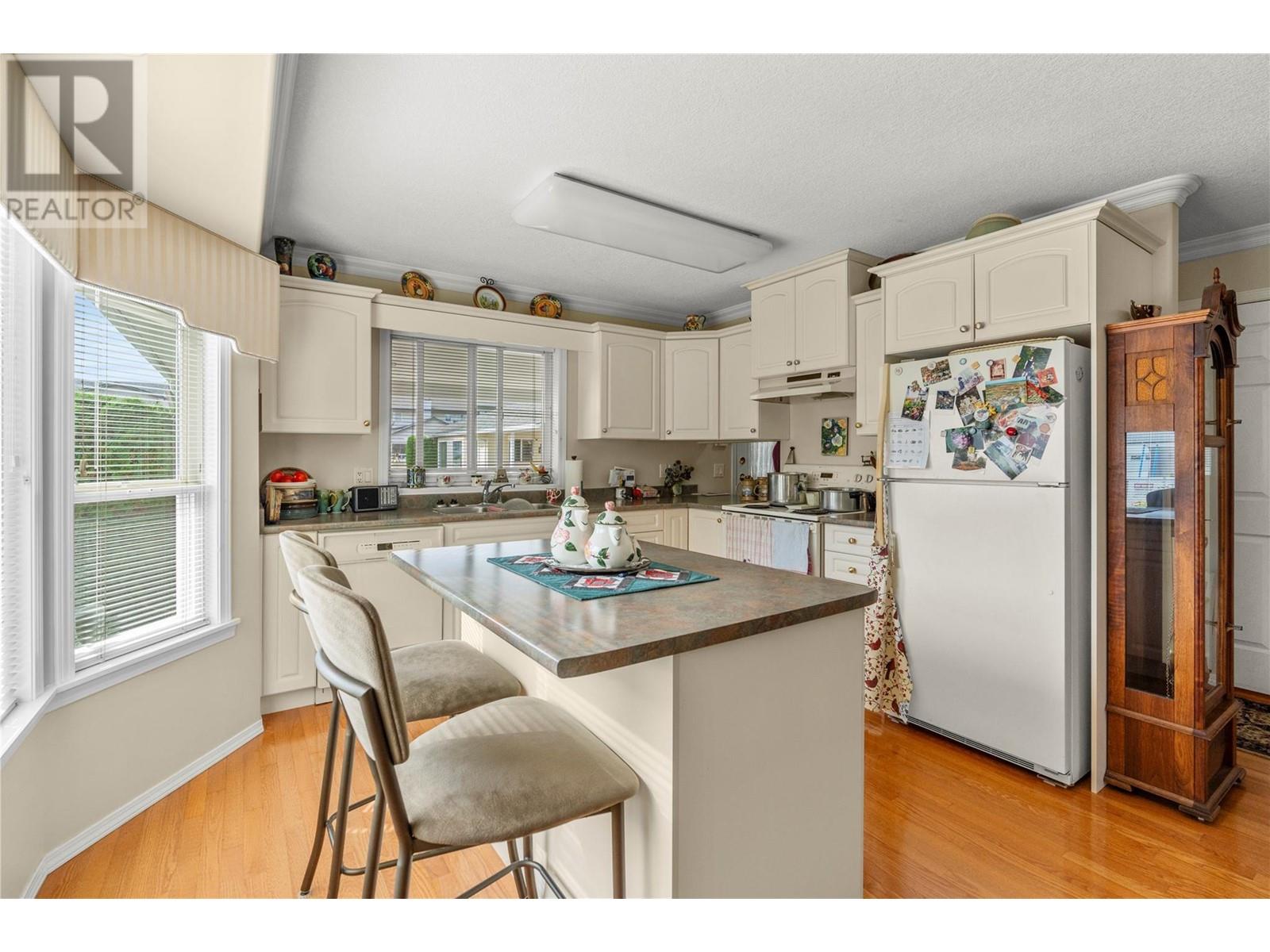 For sale: 1834 47 Avenue, Vernon, British Columbia V1T9P3