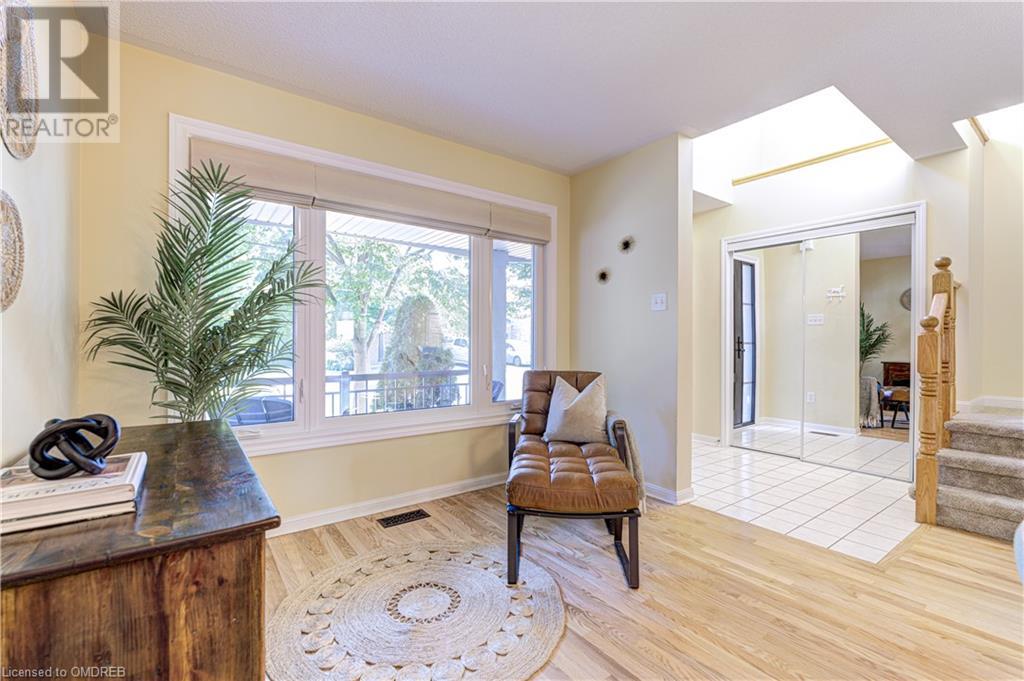 For sale 2591 DASHWOOD Drive, Oakville, Ontario L6M4C2 40642242