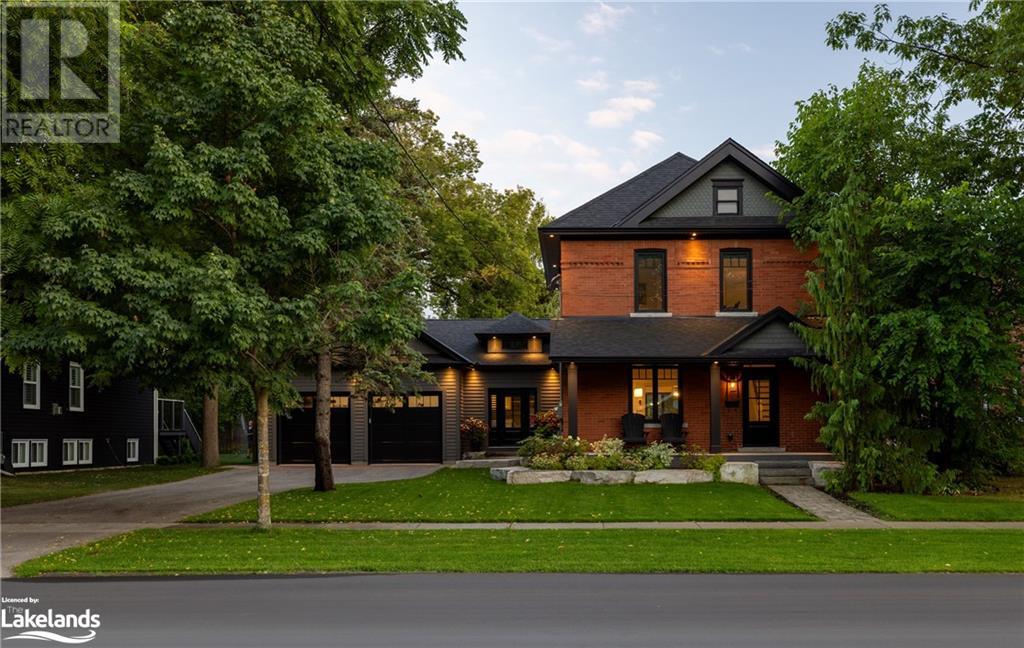 À vendre 176 FIFTH Street, Collingwood, Ontario L9Y1X4 40643093